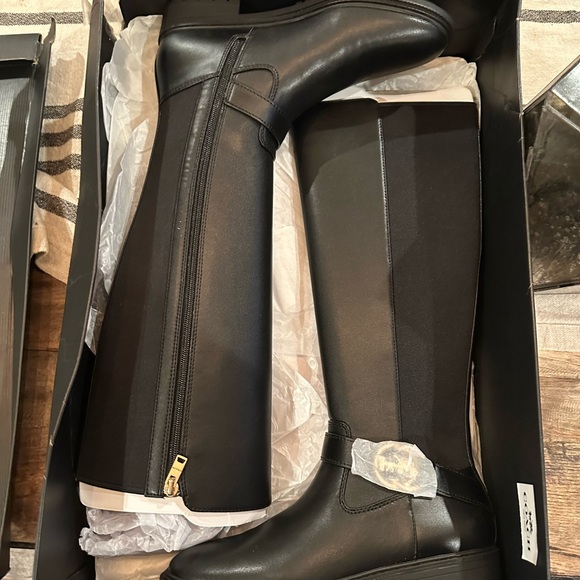 COACH FARRAH LEATHER BOOT - BLACK - 7 - Picture 3 of 8